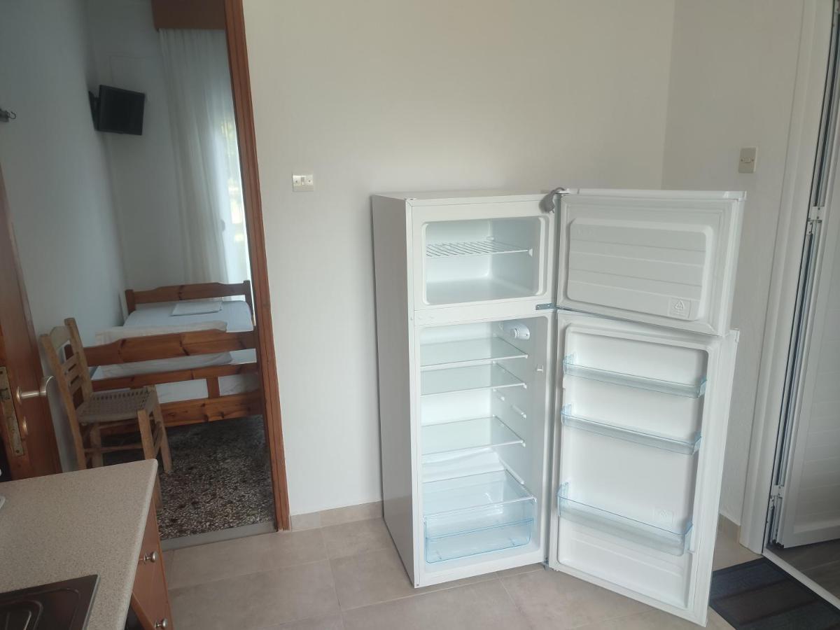 Michalos Apartments Paralía Skotínis Eksteriør bilde