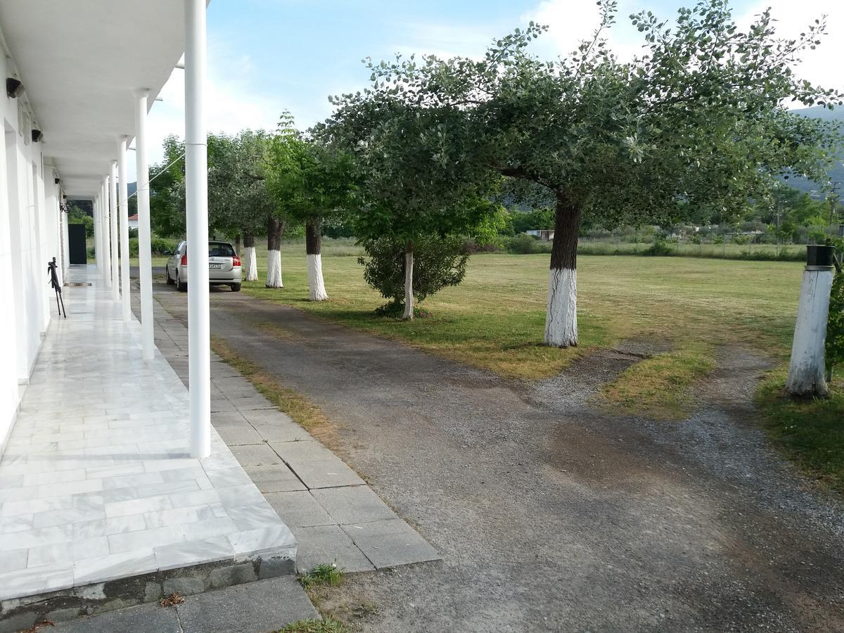 Michalos Apartments Paralía Skotínis Eksteriør bilde
