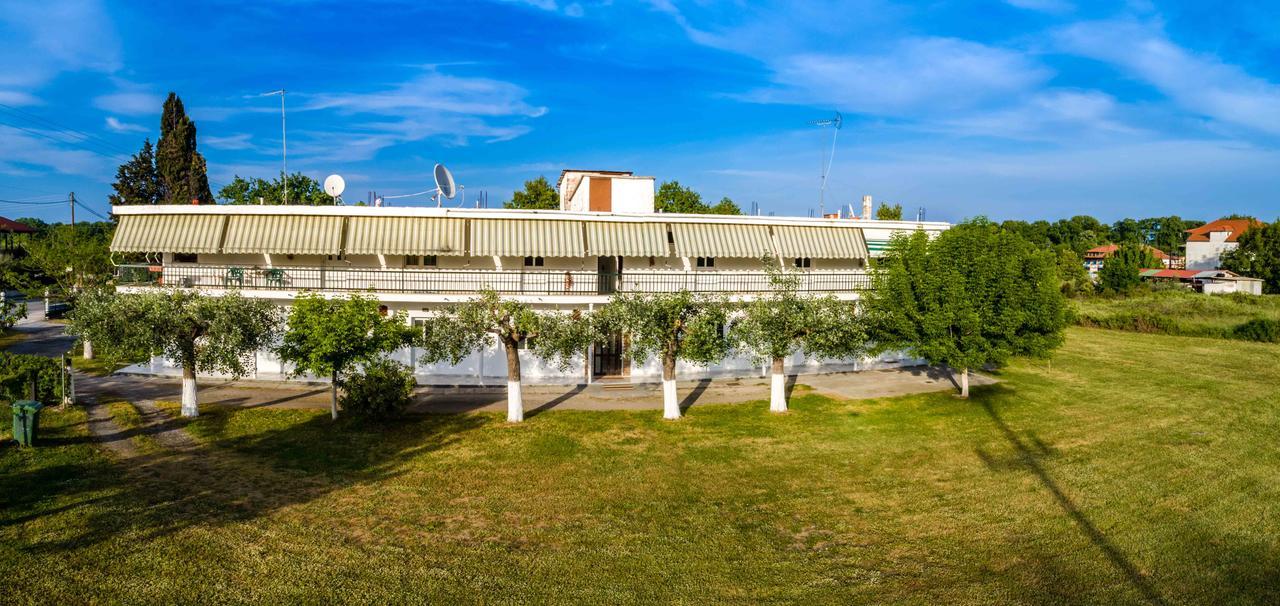 Michalos Apartments Paralía Skotínis Eksteriør bilde